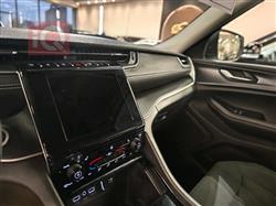 جیپ گراند شیرۆکی